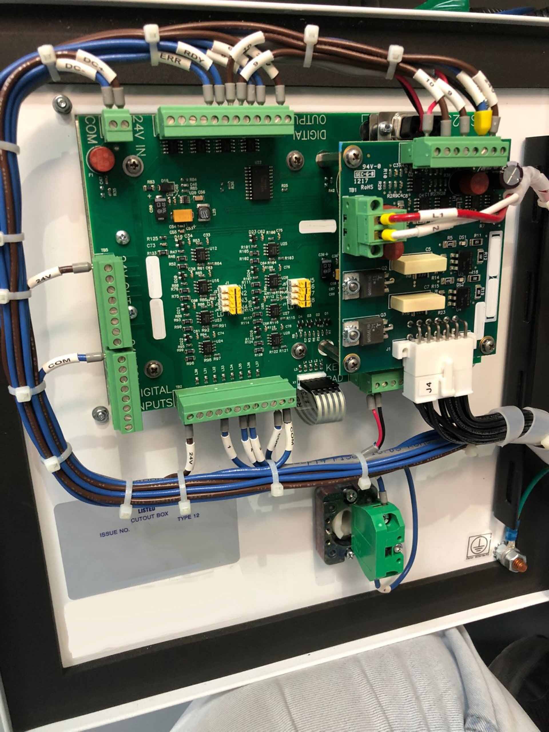 Foto Verwendet NORDSON / ASYMTEK DispenseMate-585 Zum Verkauf