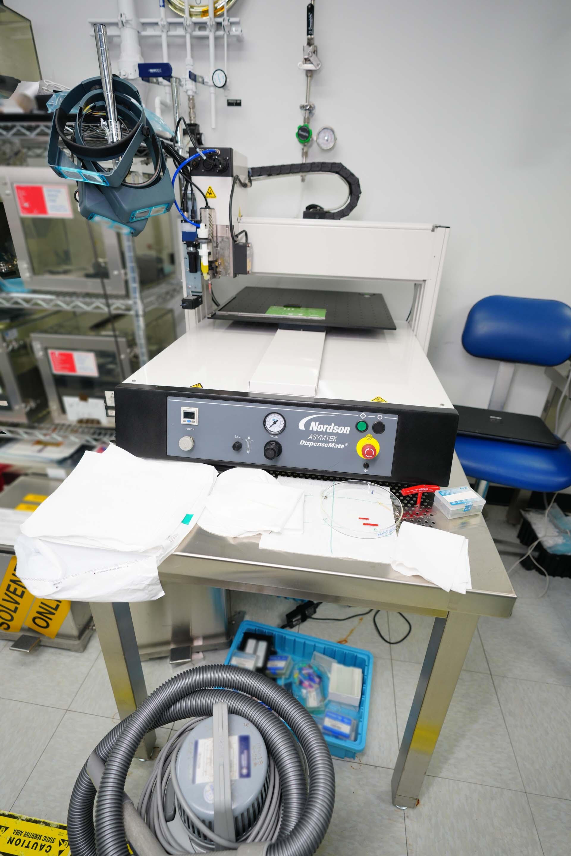 Photo Utilisé NORDSON / ASYMTEK DispenseMate À vendre