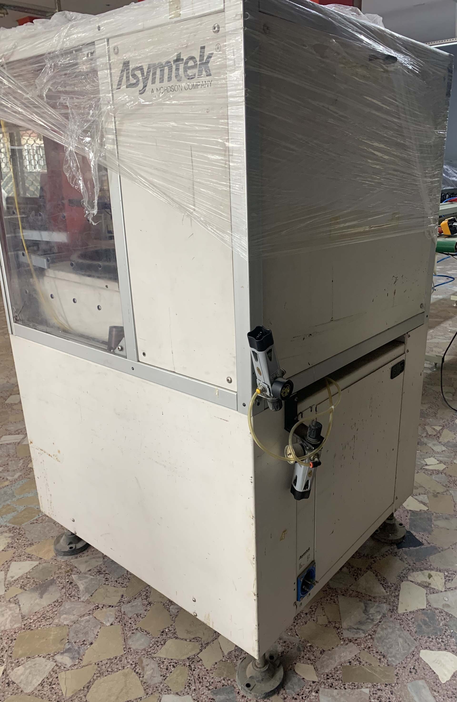Photo Used NORDSON / ASYMTEK S-820 For Sale
