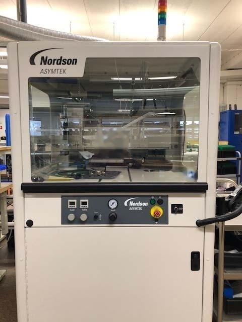 Photo Used NORDSON / ASYMTEK S-820 For Sale