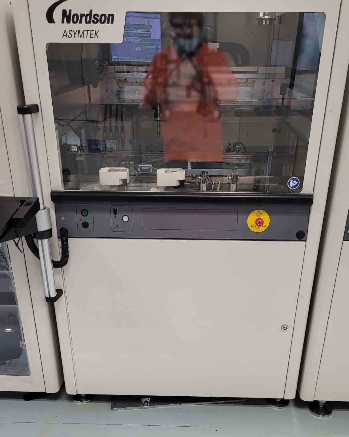 Photo Used NORDSON / ASYMTEK SL-940 For Sale