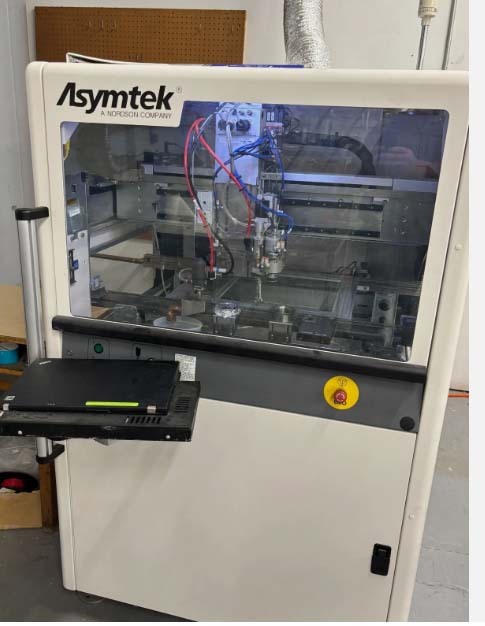 Photo Utilisé NORDSON / ASYMTEK SL-940E / SL-941E À vendre