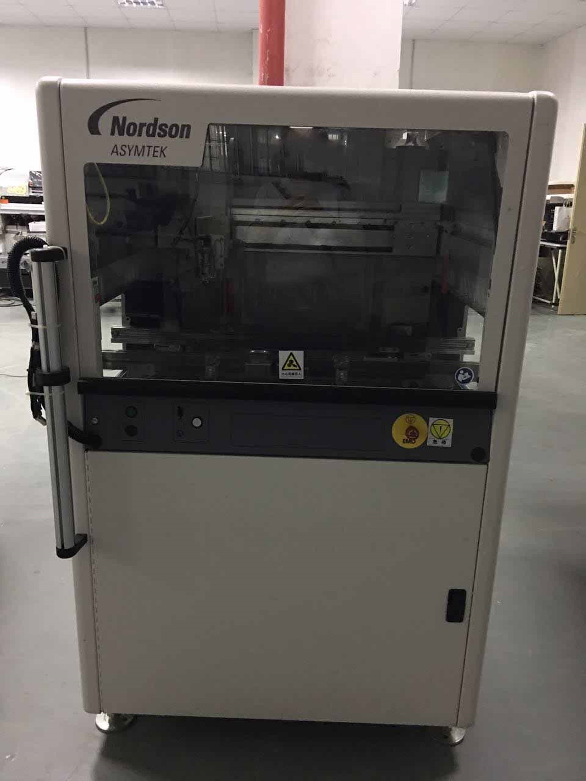 Photo Used NORDSON / ASYMTEK SL-940E For Sale