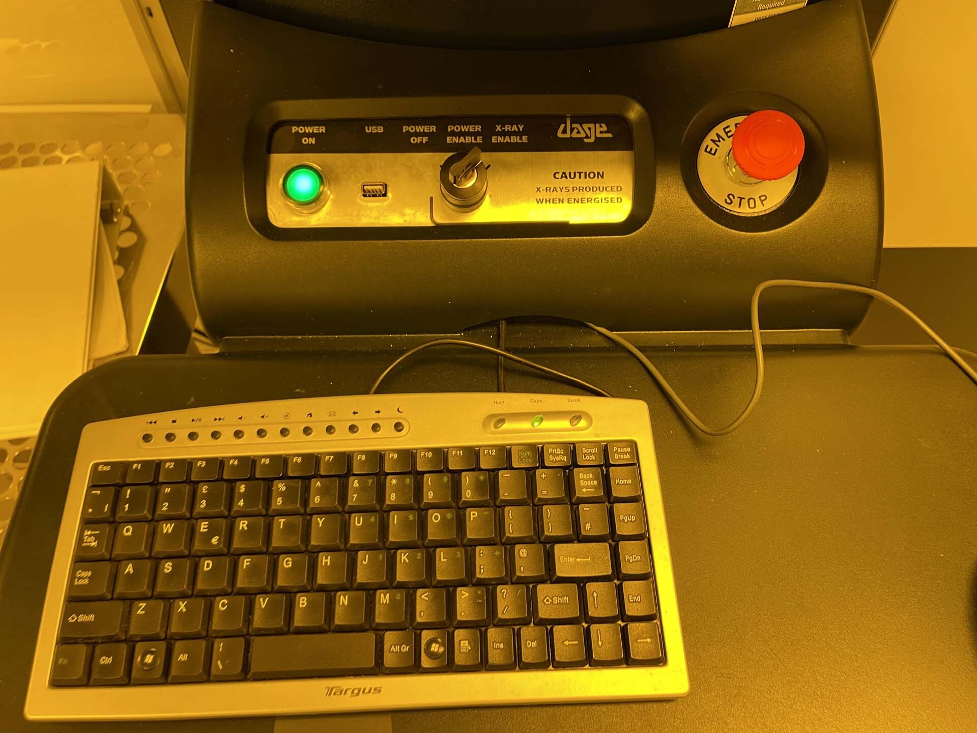 图为 已使用的 NORDSON / DAGE XD 7600NT 待售