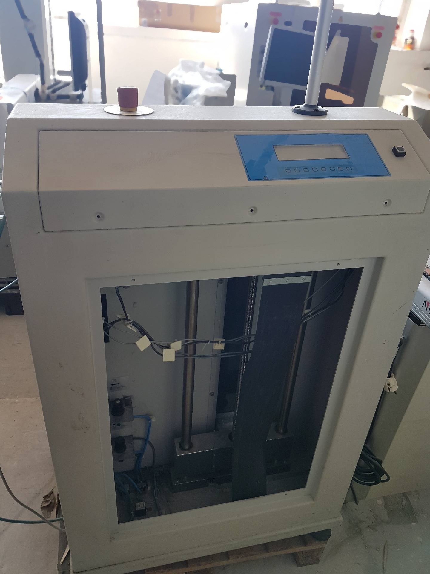 Photo Used NORDSON DIMA SMBH-2000 For Sale