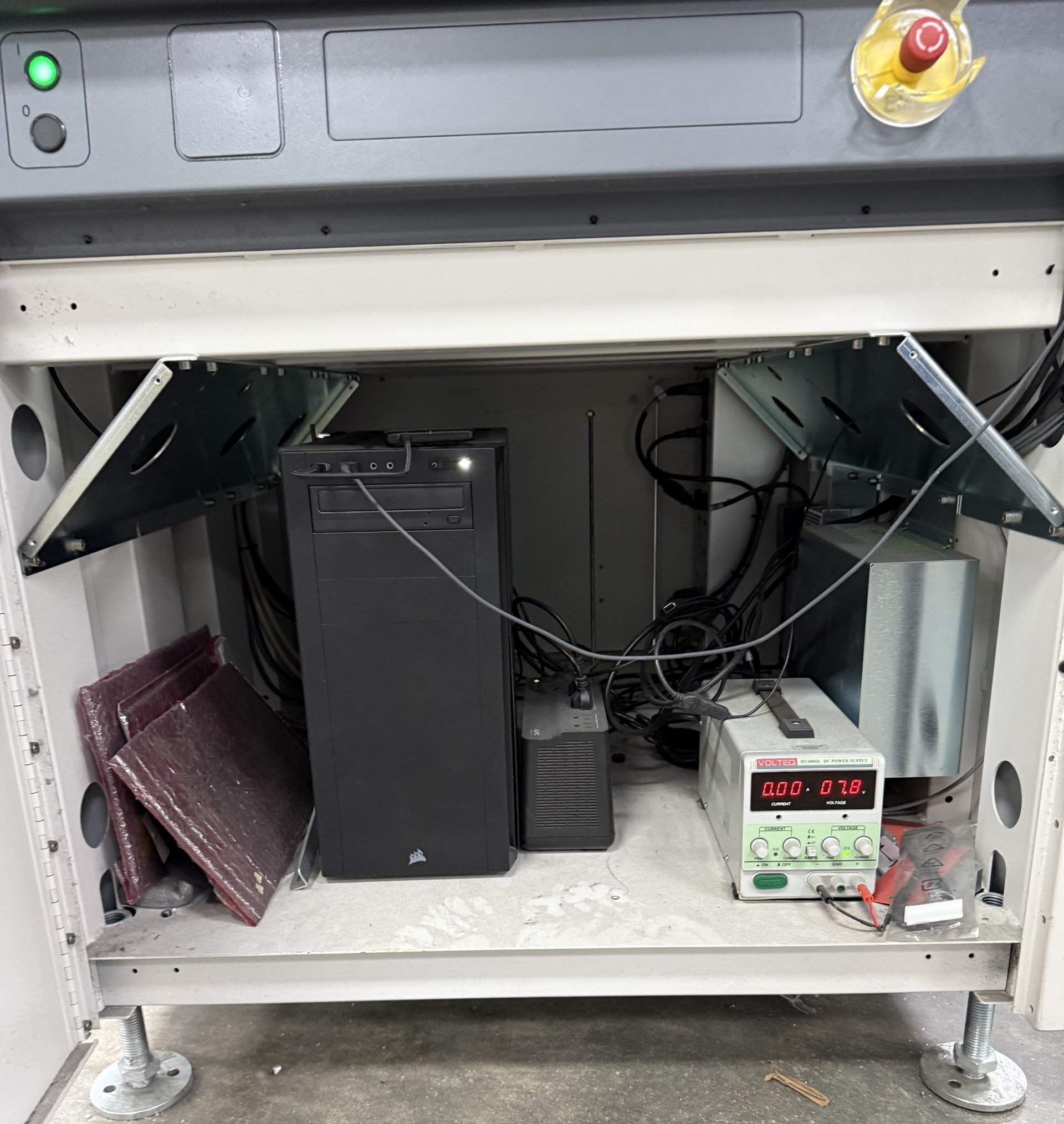 图为 已使用的 NORDSON / YESTECH FX-940 待售