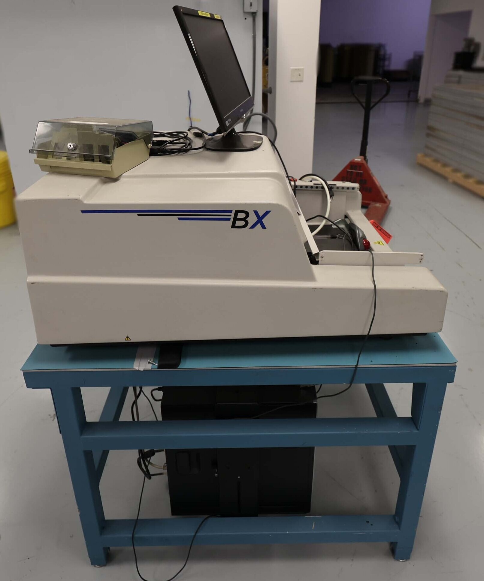 圖為 已使用的 NORDSON / YESTECH YTV-BX 待售
