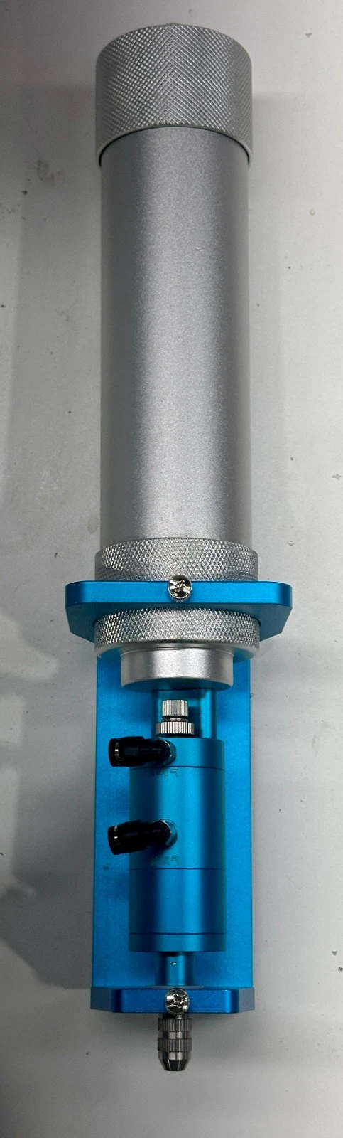 사진 사용됨 NORDSON E4 판매용