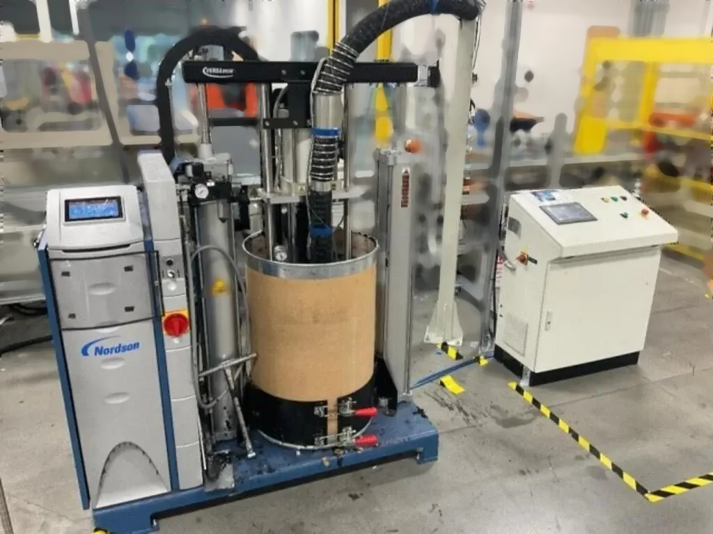Foto Verwendet NORDSON VersaDrum Zum Verkauf