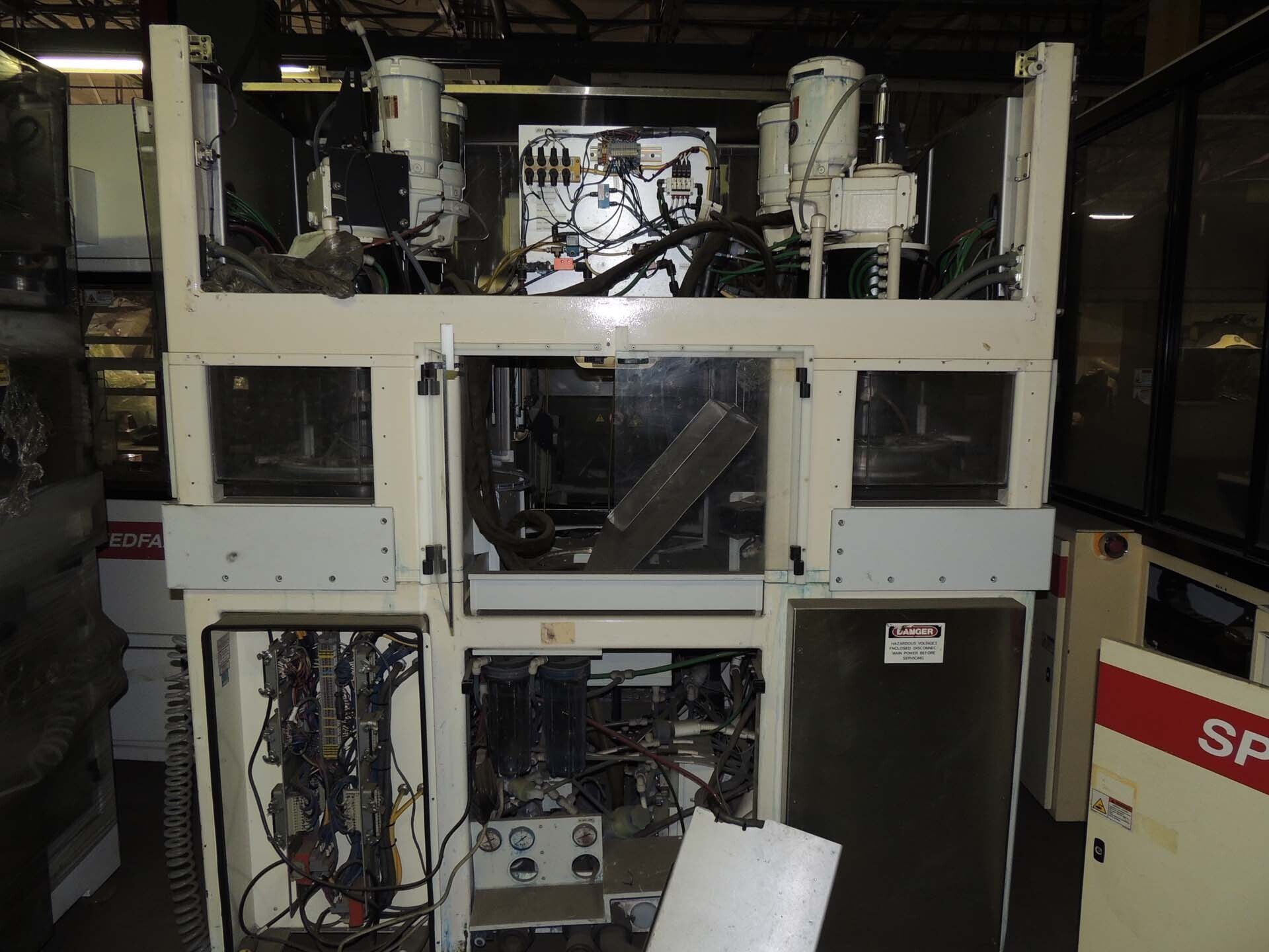 Photo Used NOVELLUS / IPEC / WESTECH / SPEEDFAM 676 For Sale