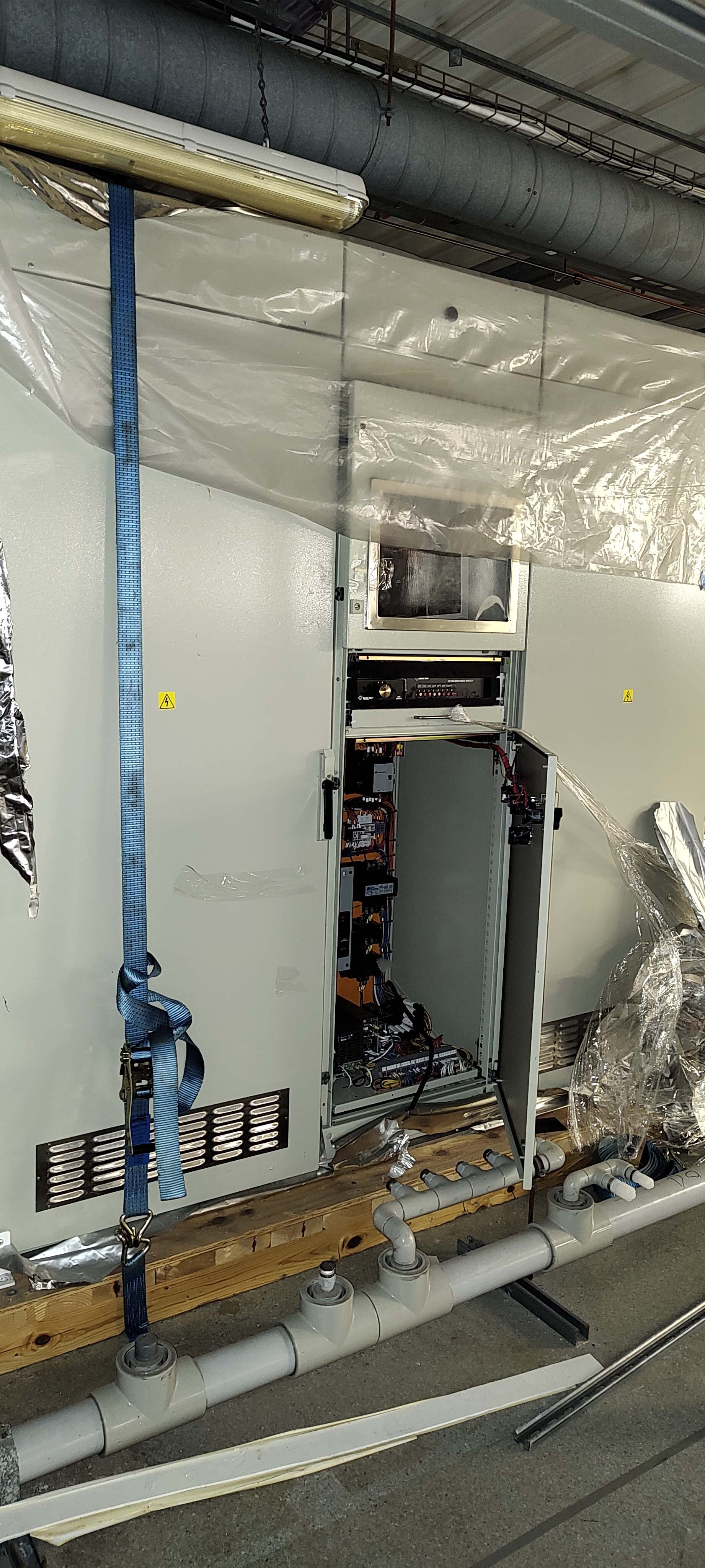 Photo Used NOVELLUS / IPEC / WESTECH / SPEEDFAM 676 For Sale