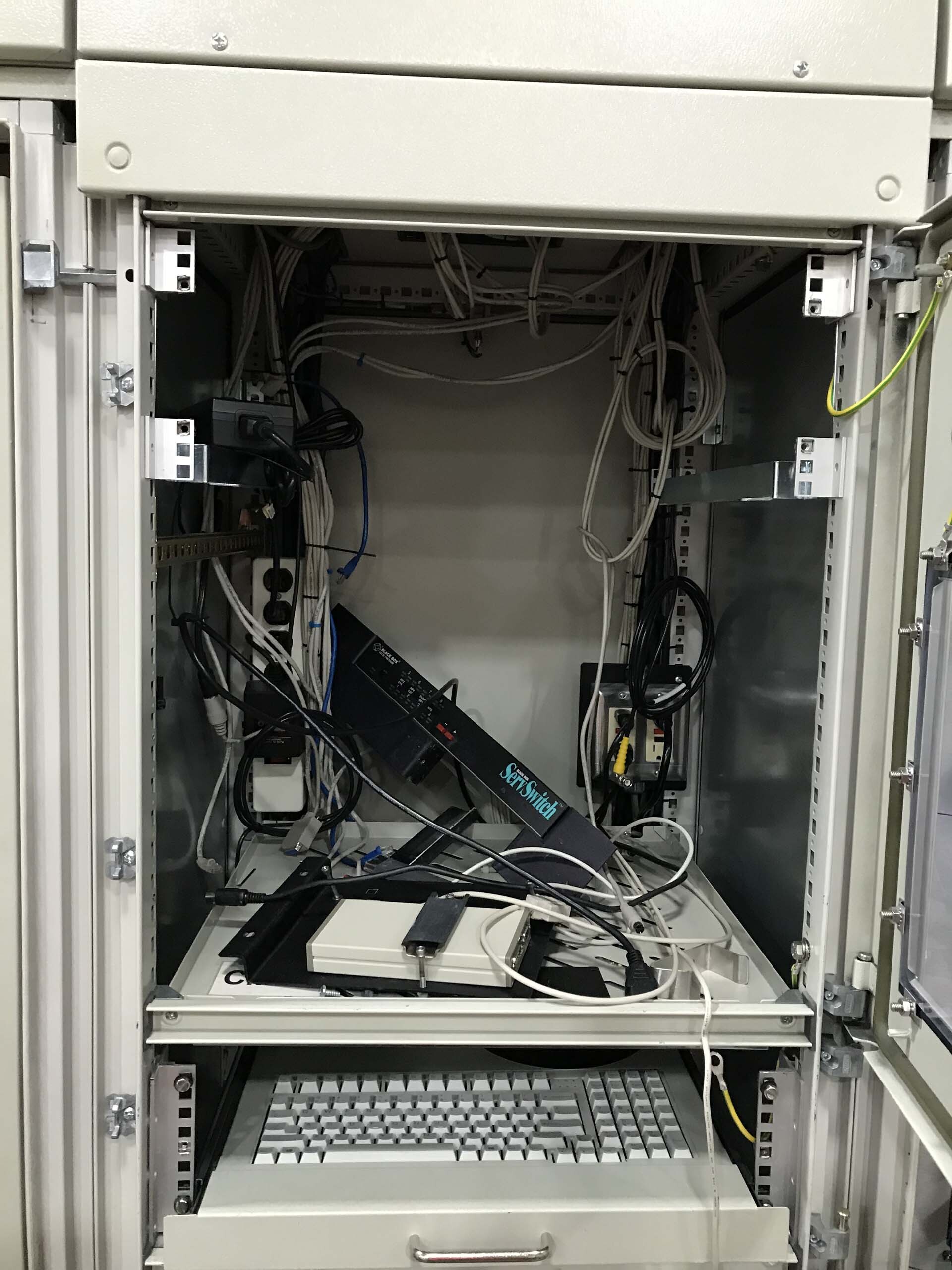 Photo Used NOVELLUS / IPEC / WESTECH / SPEEDFAM Avantgaard 676 For Sale