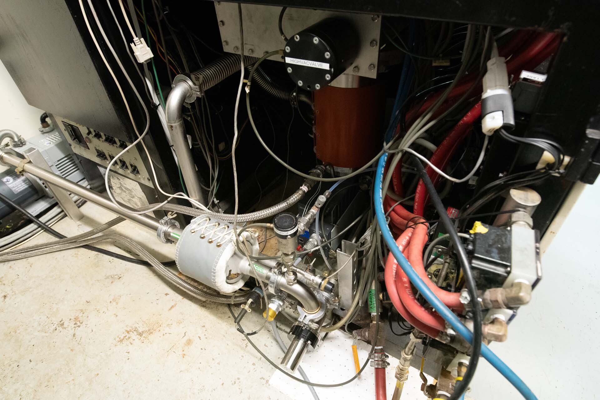 フォト（写真） 使用される VARIAN 3180 販売のために
