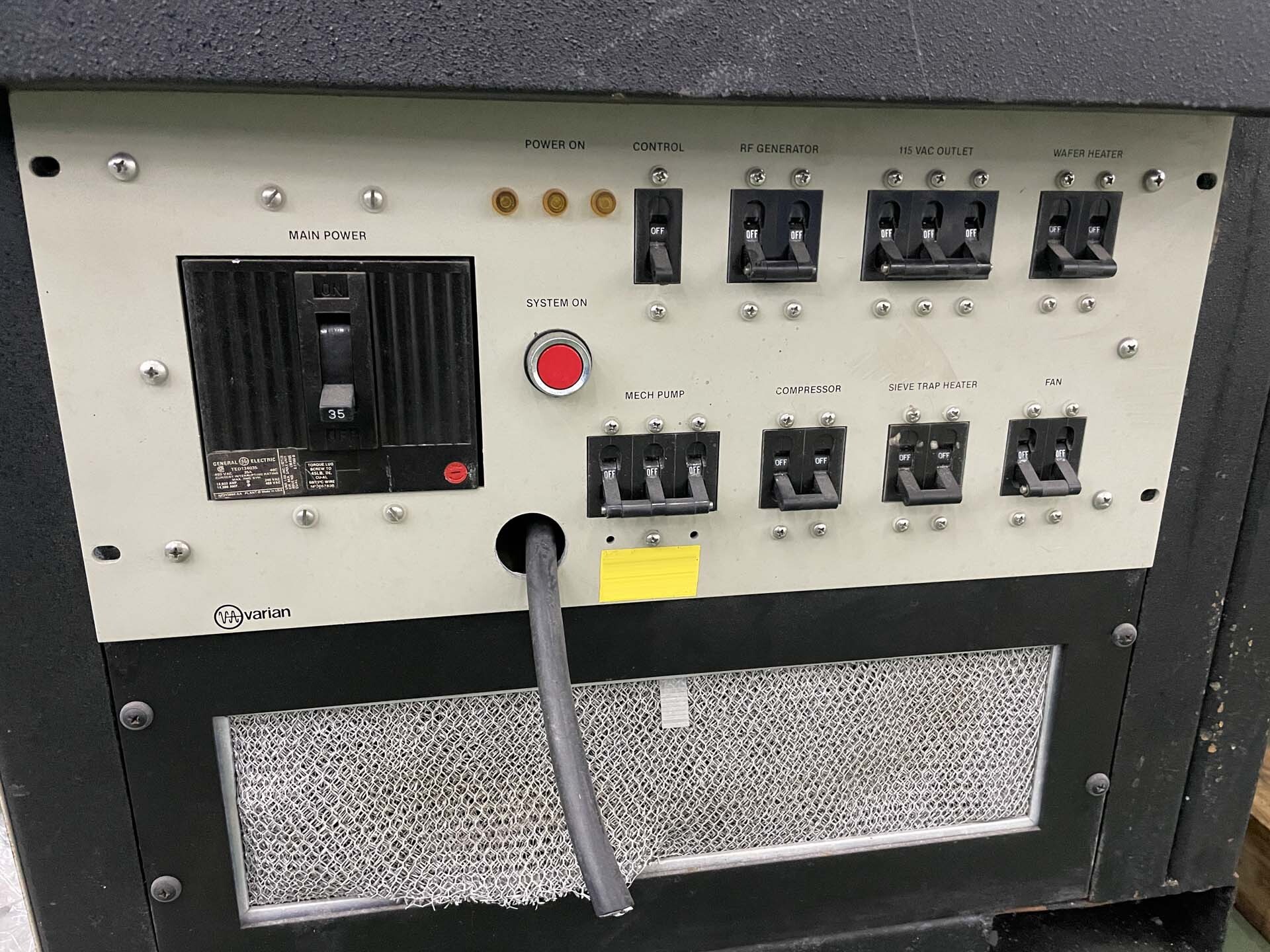 Photo Utilisé NOVELLUS / VARIAN 3190 À vendre