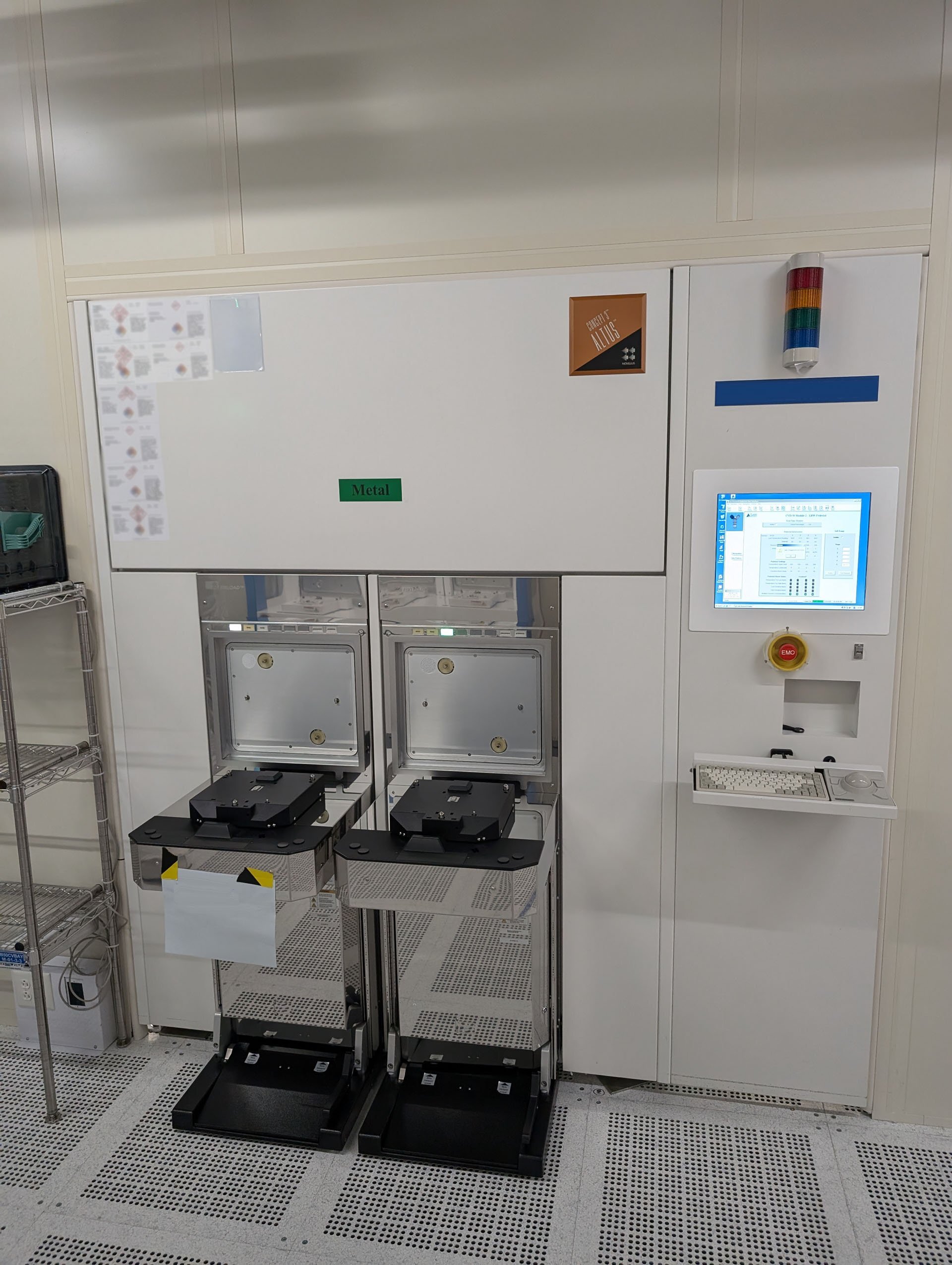 Photo Used NOVELLUS Concept 3 Altus For Sale