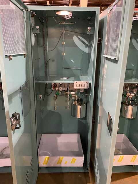 Foto Verwendet NOVELLUS TEOS Cabinets for Concept One Zum Verkauf