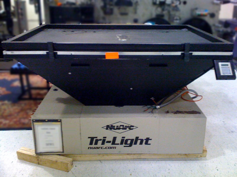 Photo Used NUARC Tri-Light For Sale