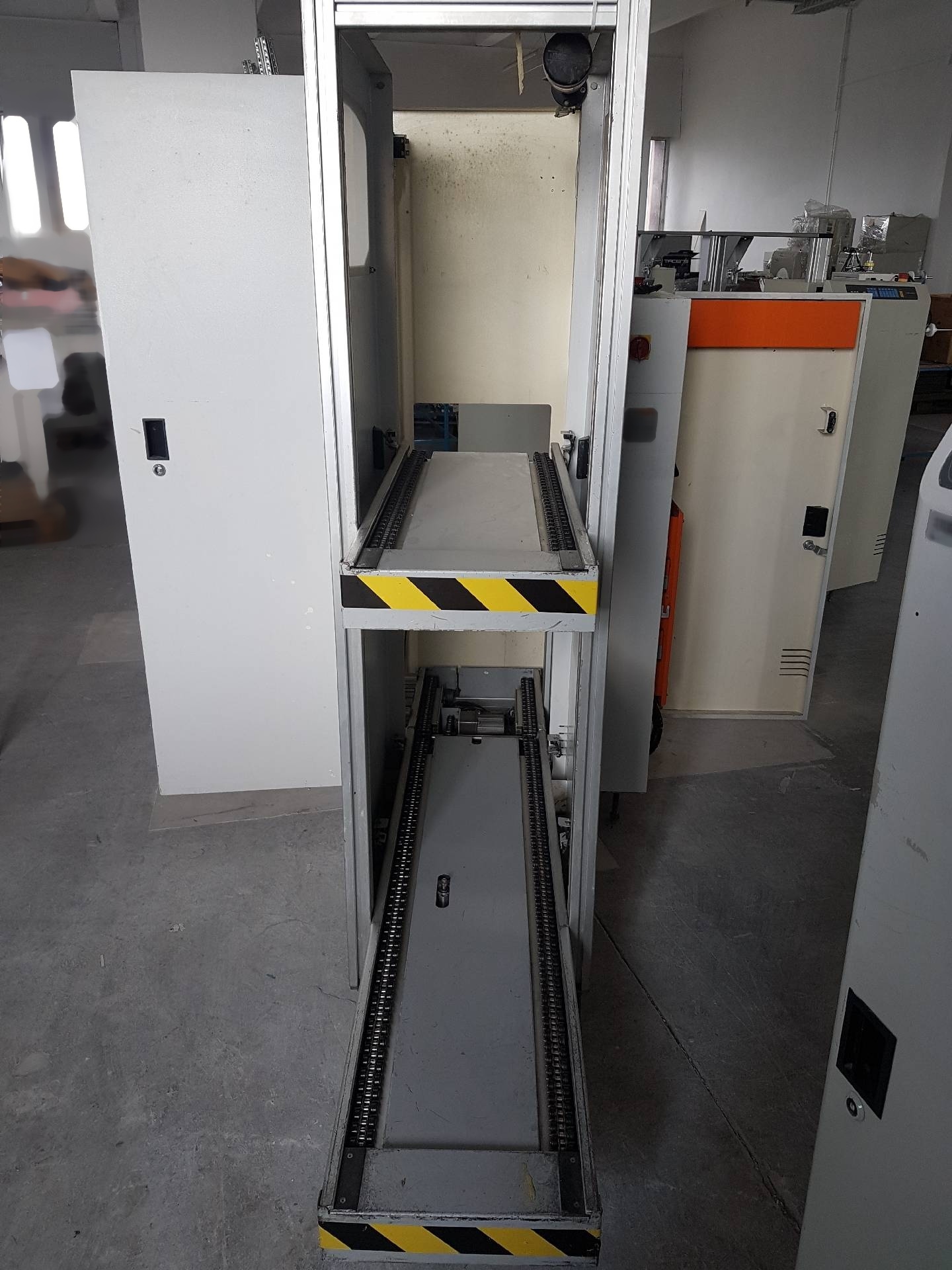 사진 사용됨 NUTEK NTM 110 L 판매용