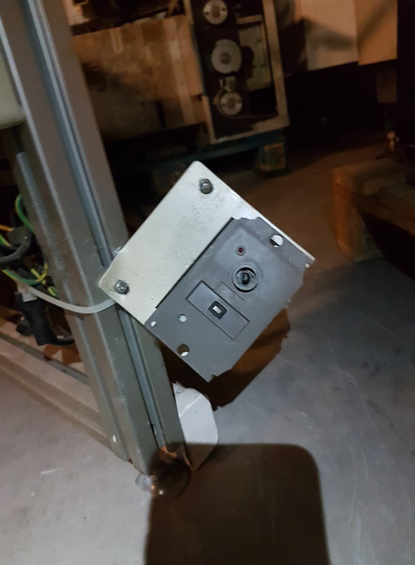 사진 사용됨 NUTEK NTM530WSRCL 판매용