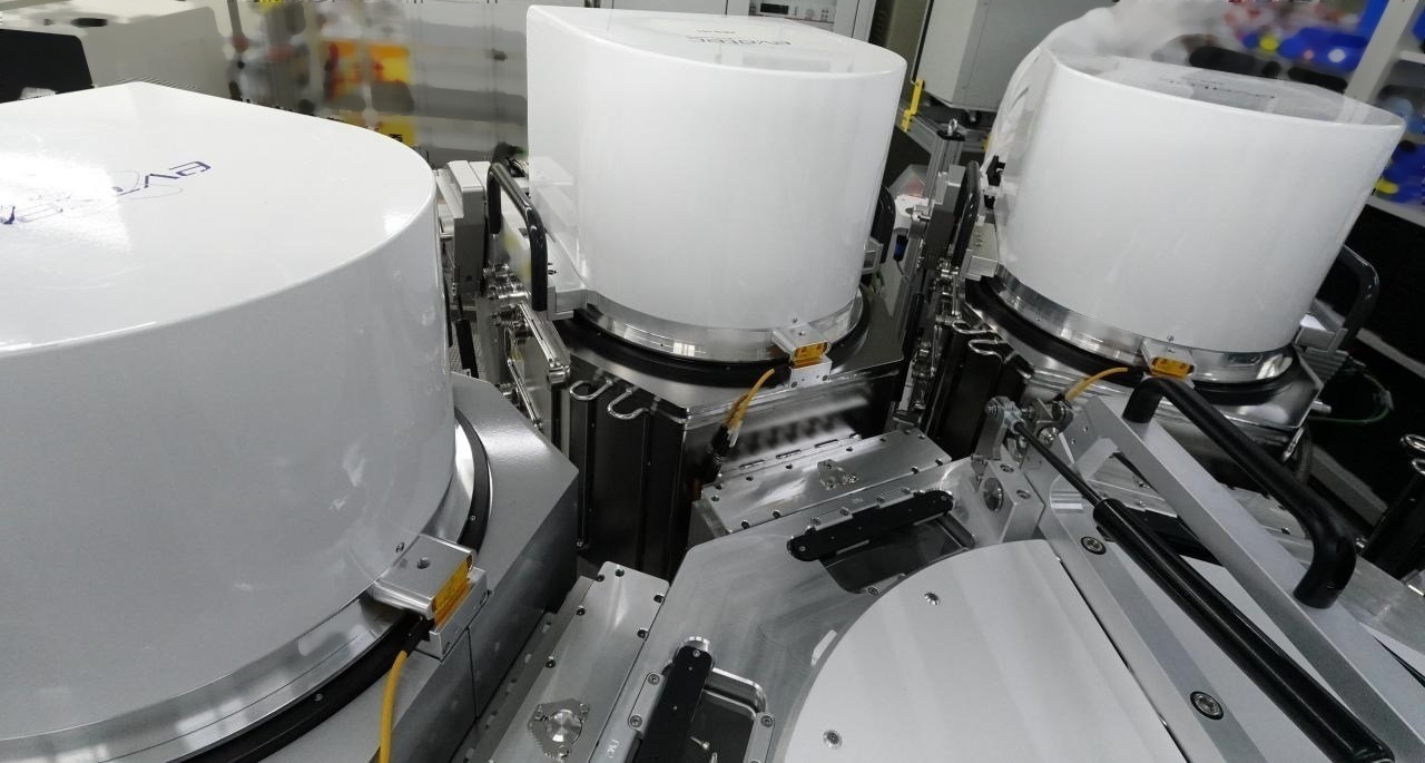 图为 已使用的 OERLIKON / BALZERS / EVATEC Clusterline 200E 待售