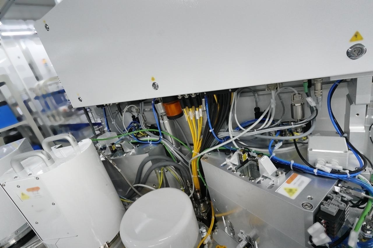 图为 已使用的 OERLIKON / BALZERS / EVATEC Clusterline 200E 待售
