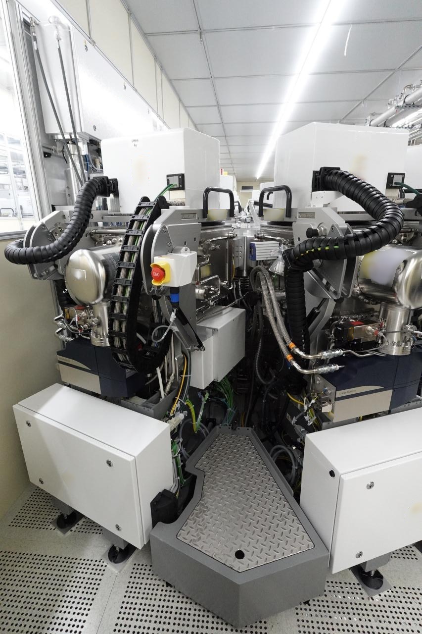图为 已使用的 OERLIKON / BALZERS / EVATEC Clusterline 200E 待售