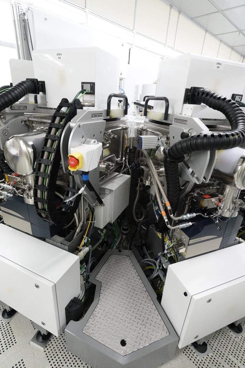 图为 已使用的 OERLIKON / BALZERS / EVATEC Clusterline 200E 待售
