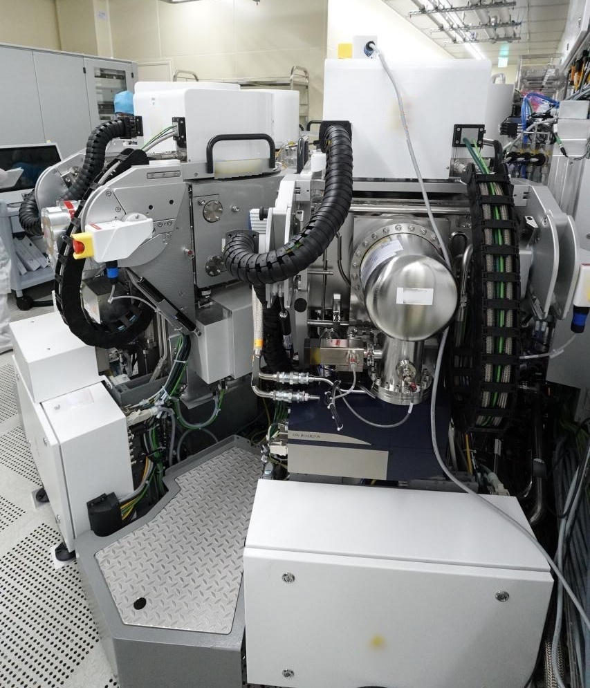 图为 已使用的 OERLIKON / BALZERS / EVATEC Clusterline 200E 待售