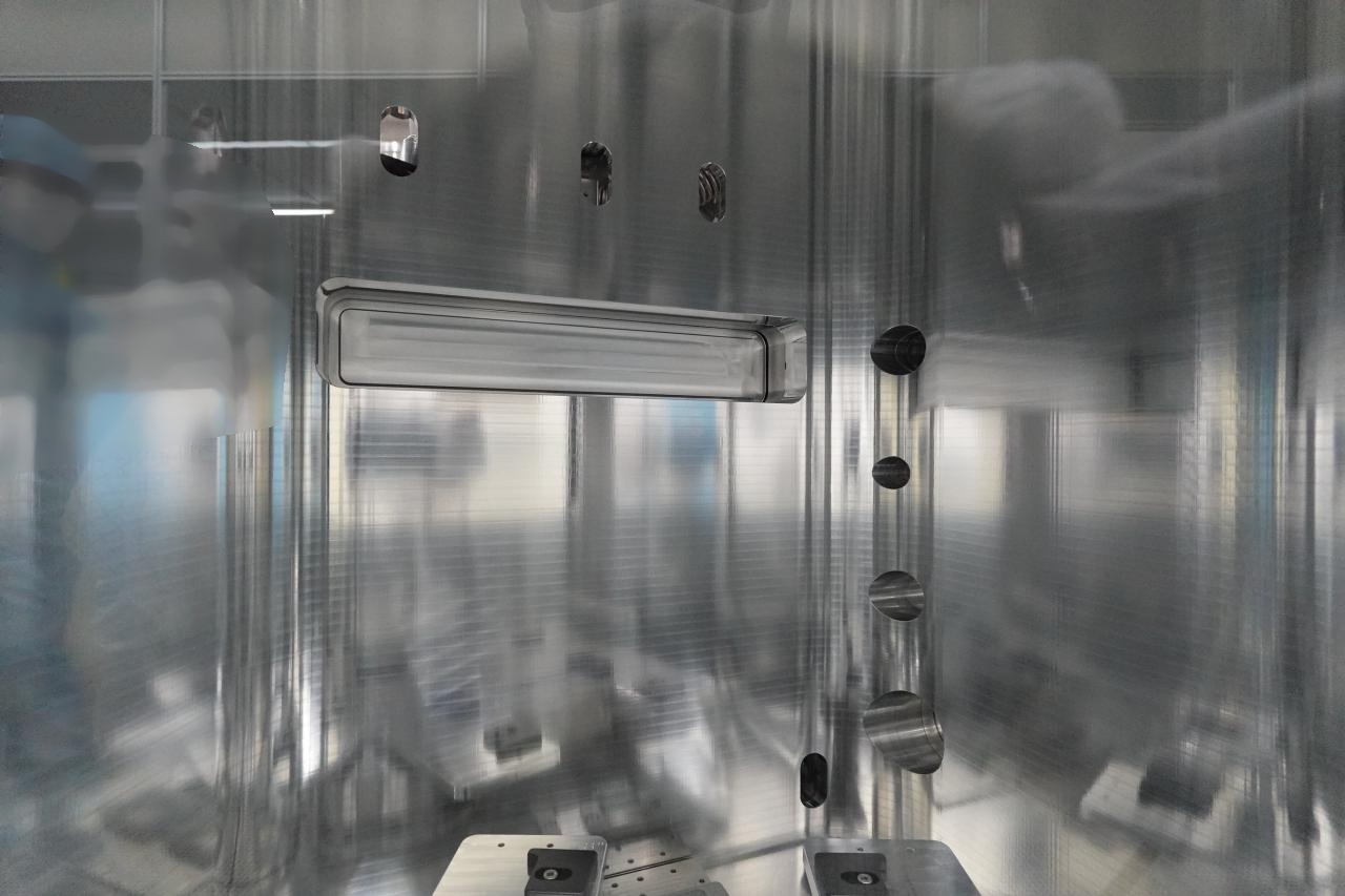 图为 已使用的 OERLIKON / BALZERS / EVATEC Clusterline 200E 待售