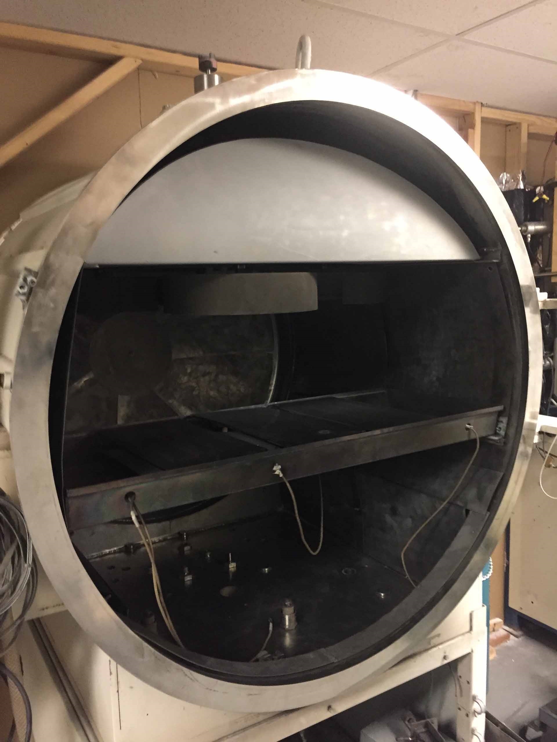 Photo Used OERLIKON / BALZERS Vacuum chamber for RS-90 For Sale