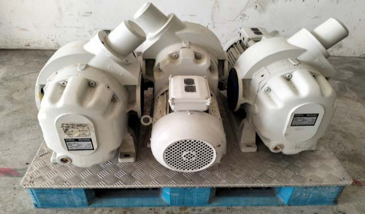 フォト（写真） 使用される OERLIKON LEYBOLD Ruvac WSU1001 H 販売のために