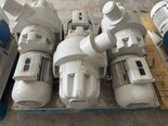 フォト（写真） 使用される OERLIKON LEYBOLD Ruvac WSU1001 H 販売のために