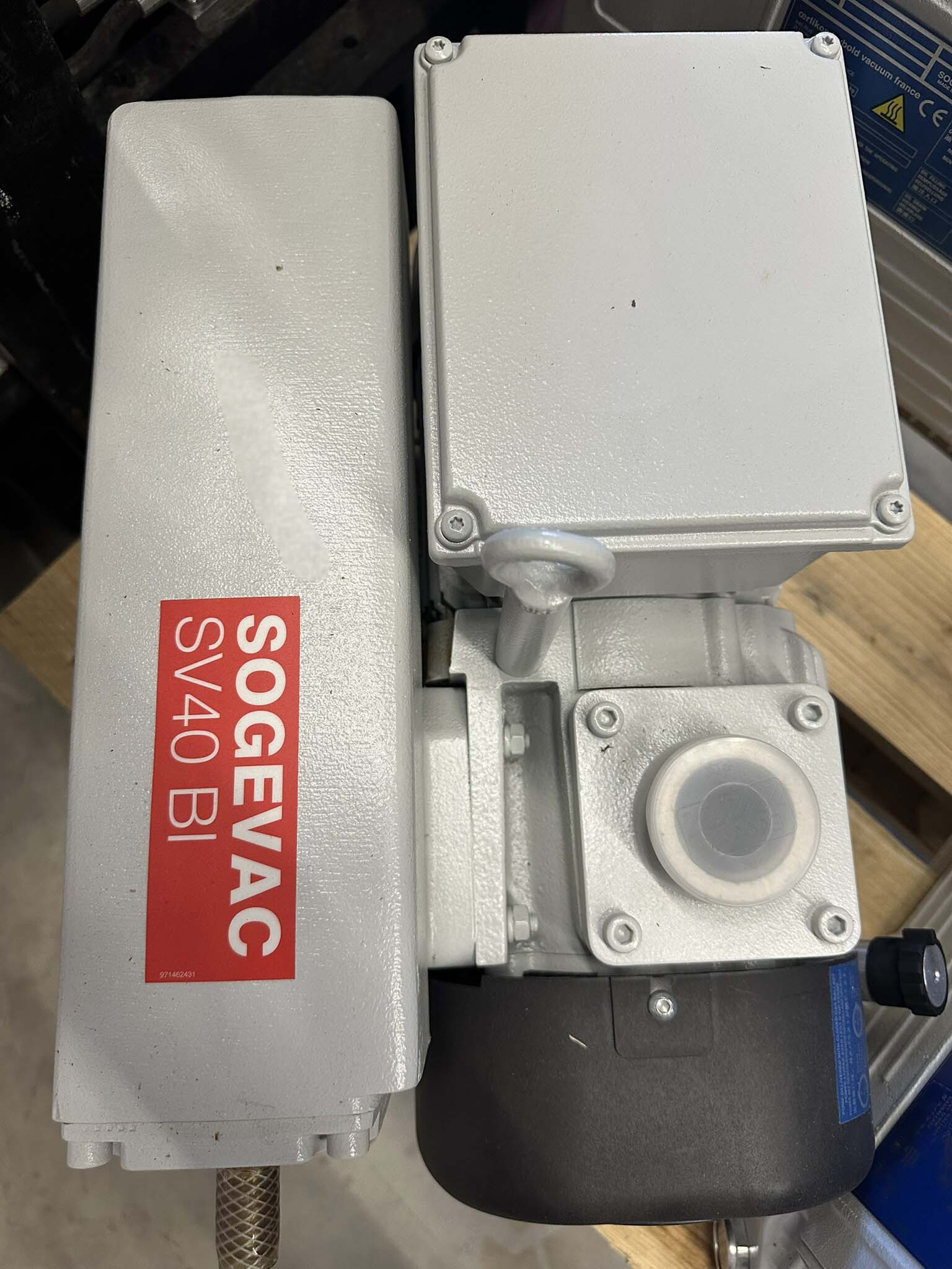 フォト（写真） 使用される OERLIKON LEYBOLD Sogevac SV40-SV65 BIFC 販売のために