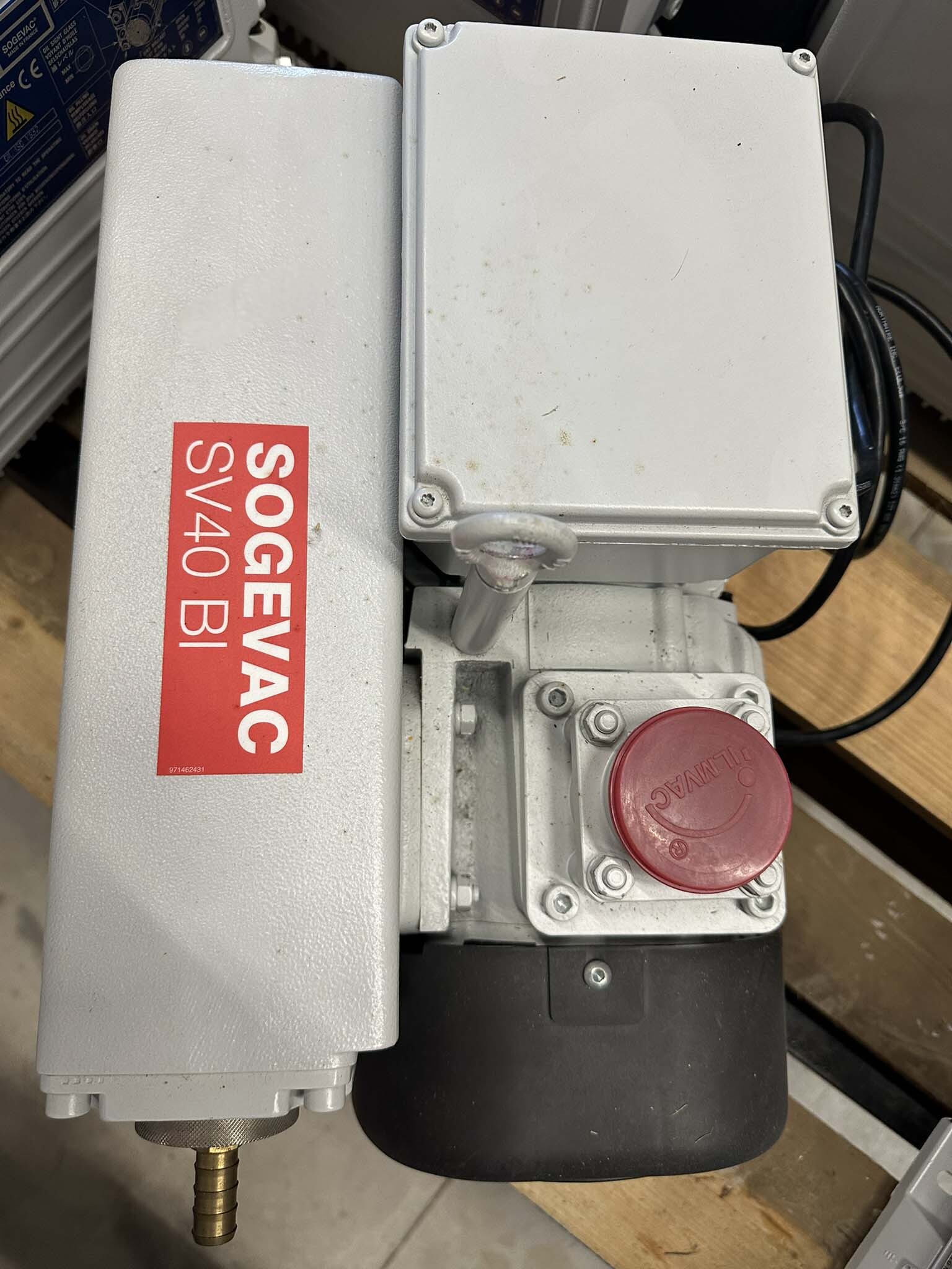 フォト（写真） 使用される OERLIKON LEYBOLD Sogevac SV40-SV65 BIFC 販売のために