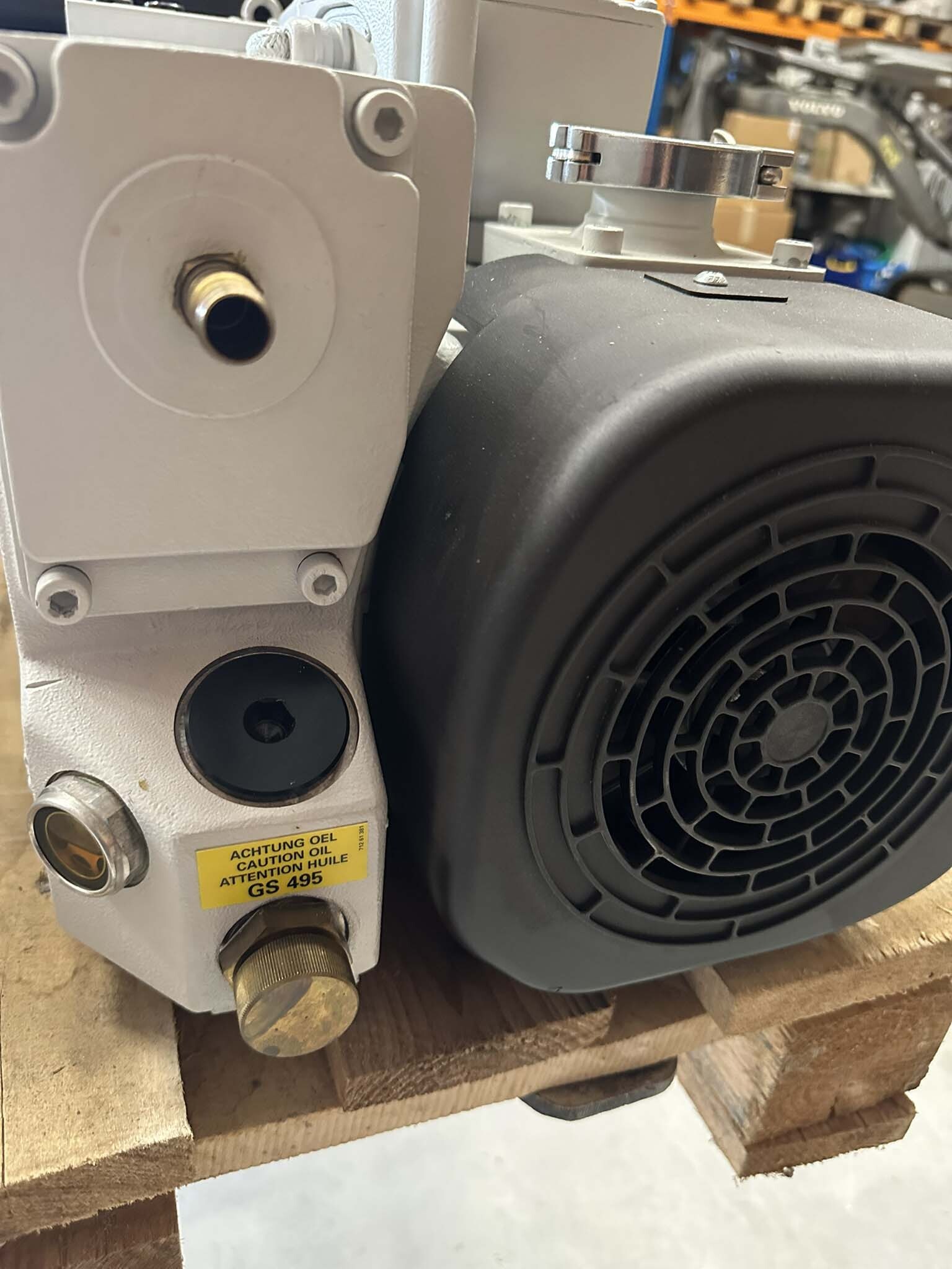 フォト（写真） 使用される OERLIKON LEYBOLD Sogevac SV40-SV65 BIFC 販売のために