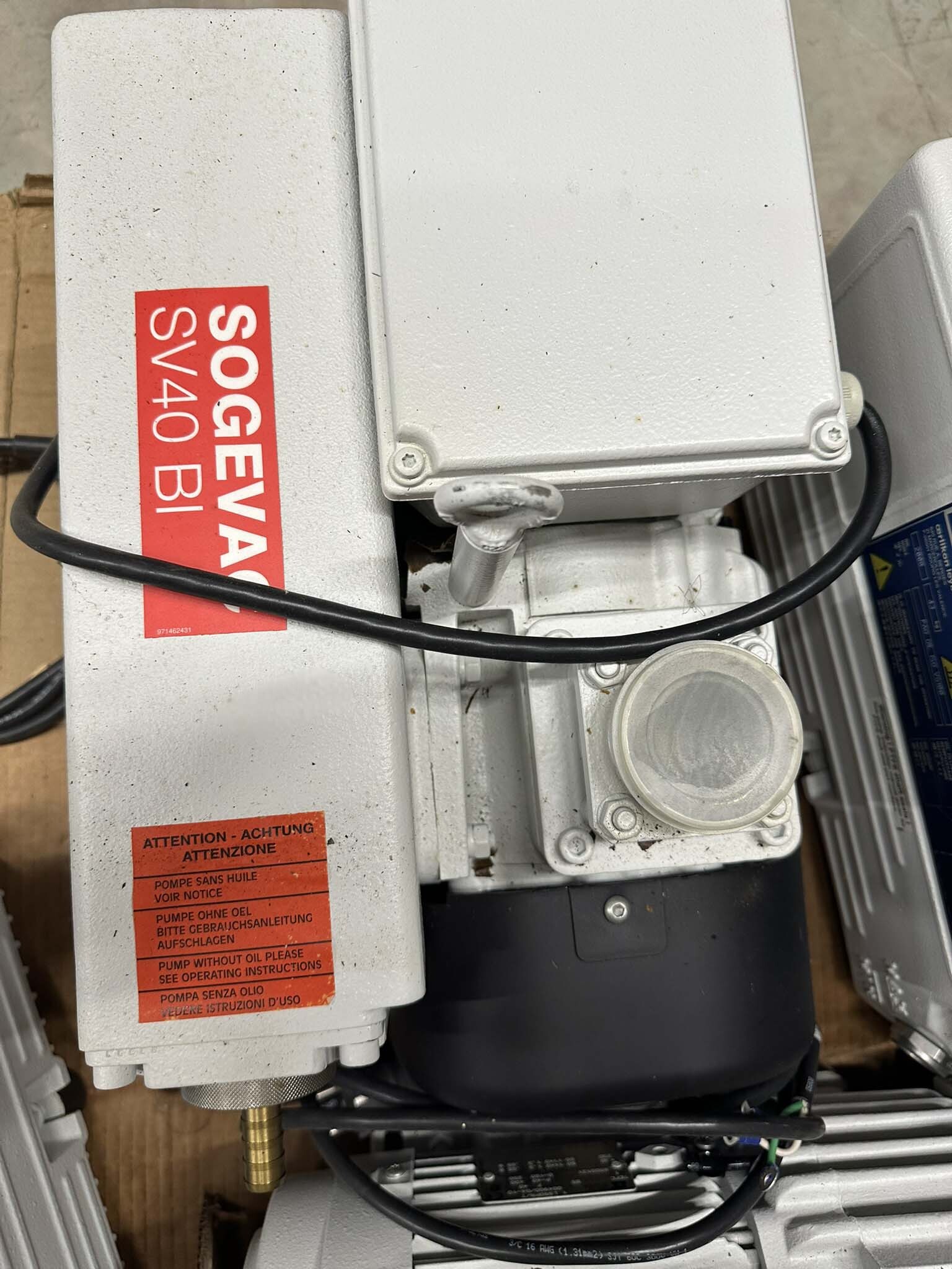 フォト（写真） 使用される OERLIKON LEYBOLD Sogevac SV40-SV65 BIFC 販売のために