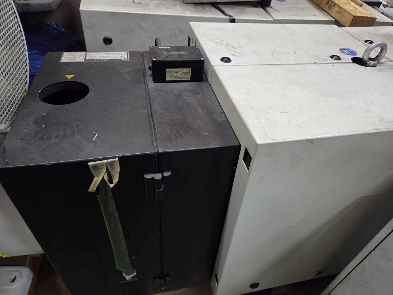 图为 已使用的 OERLIKON / LEYBOLD SP 630 待售