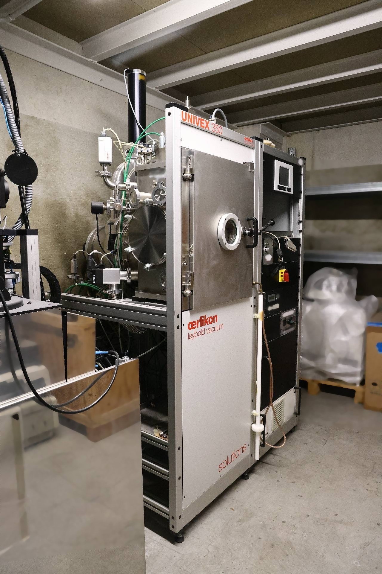 图为 已使用的 OERLIKON LEYBOLD Univex 350 待售