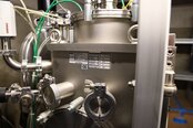 图为 已使用的 OERLIKON LEYBOLD Univex 350 待售