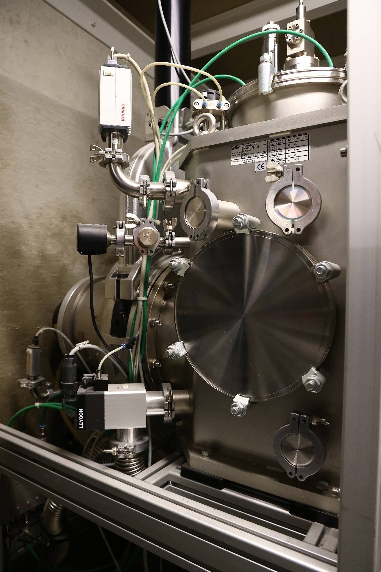 图为 已使用的 OERLIKON LEYBOLD Univex 350 待售