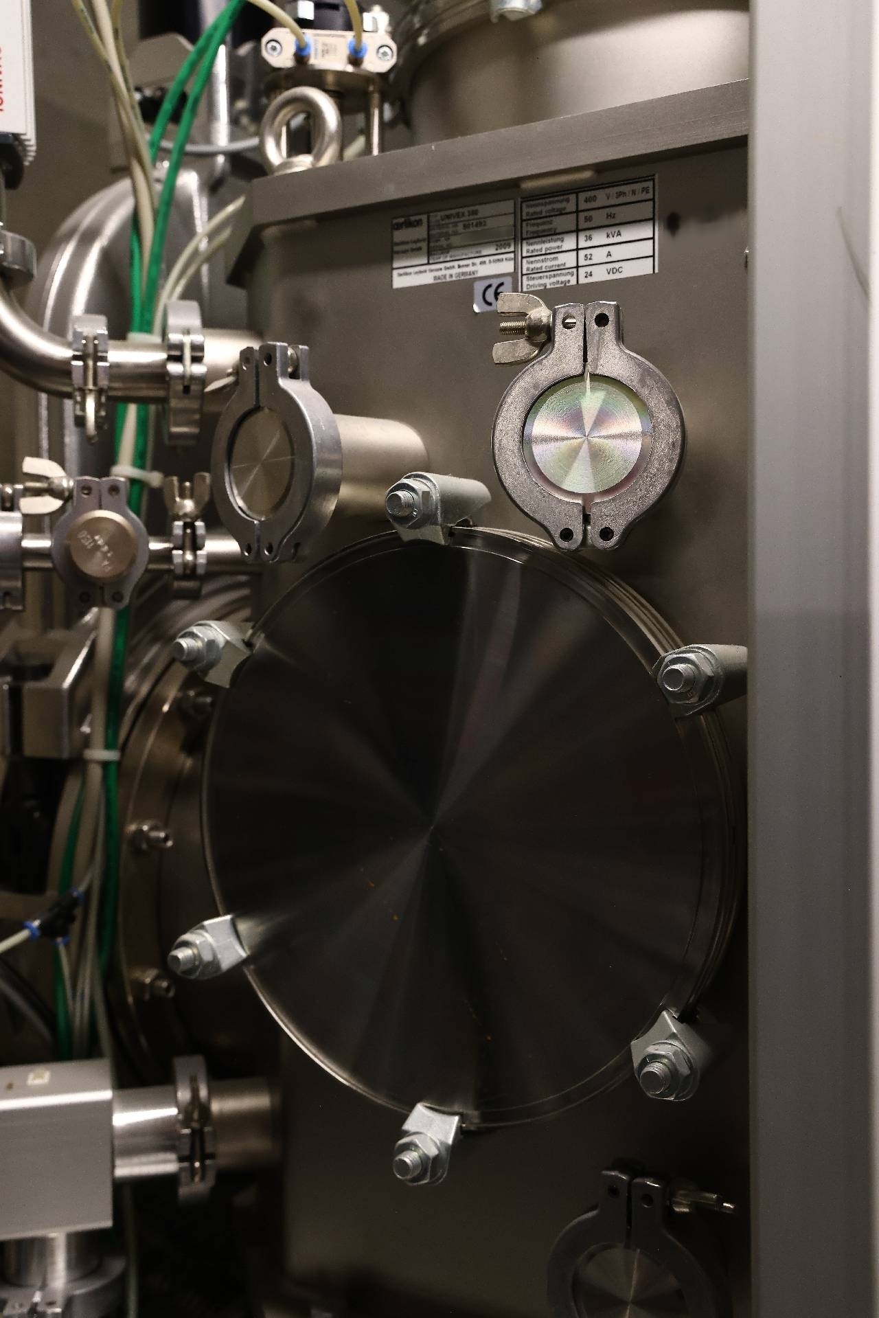 图为 已使用的 OERLIKON LEYBOLD Univex 350 待售