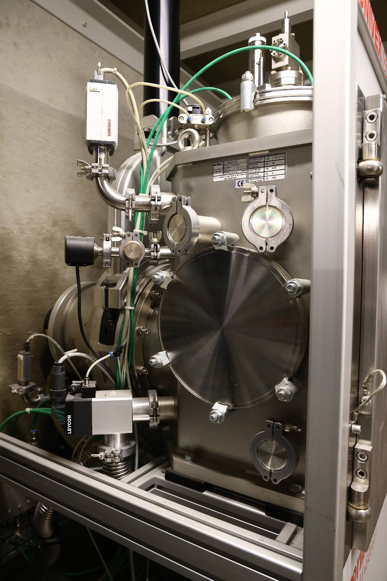图为 已使用的 OERLIKON LEYBOLD Univex 350 待售