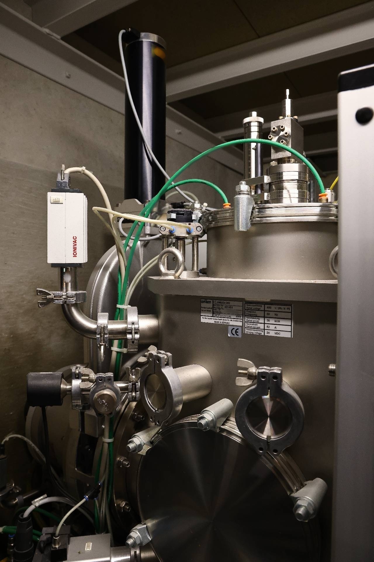 图为 已使用的 OERLIKON LEYBOLD Univex 350 待售