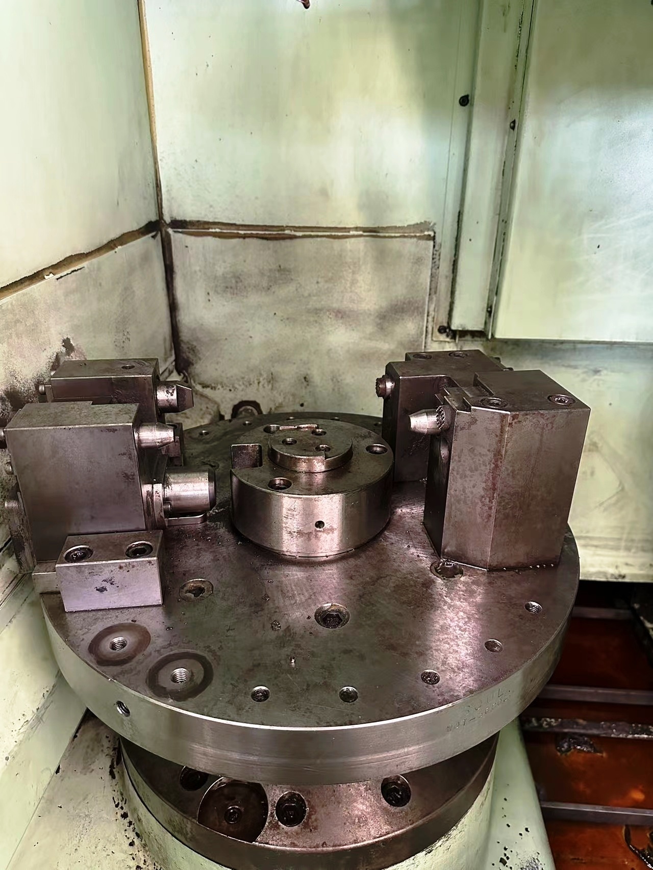 Foto Verwendet OKUMA 2SP-V40 Zum Verkauf