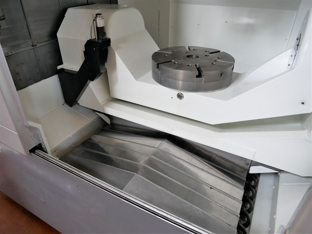 图为 已使用的 OKUMA MU-400VA 待售