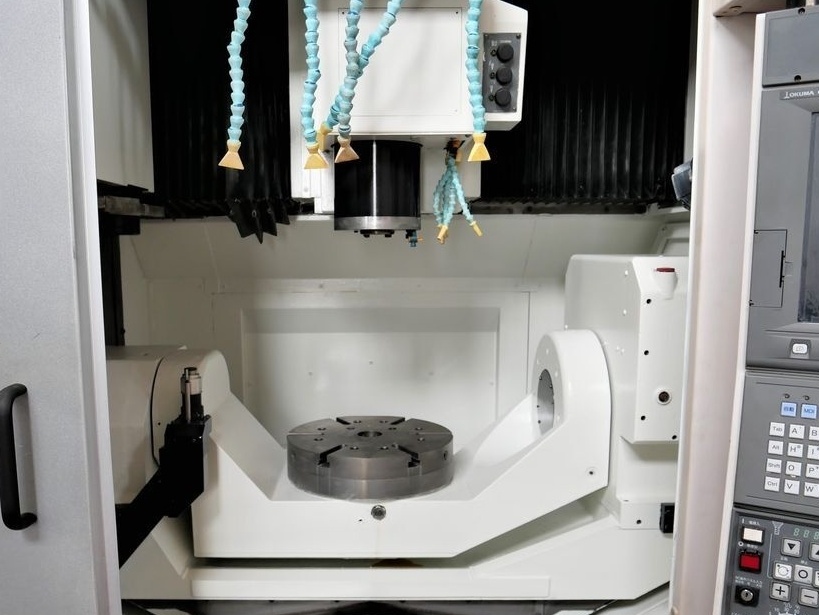 图为 已使用的 OKUMA MU-400VA 待售