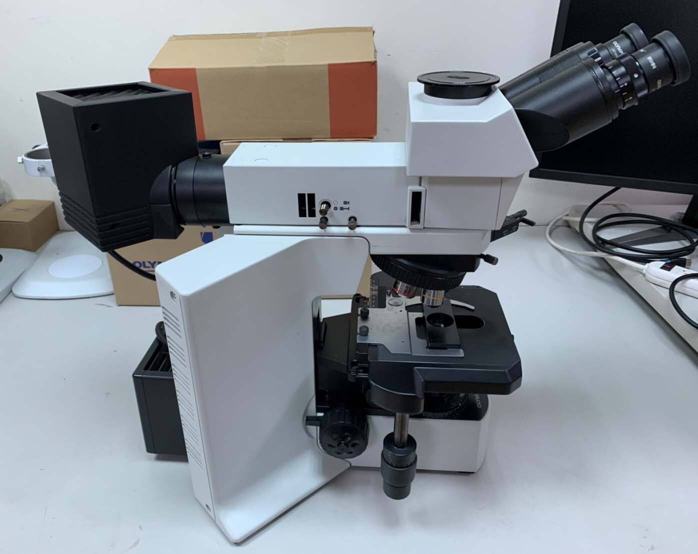 Photo Used OLYMPUS BX51TF For Sale