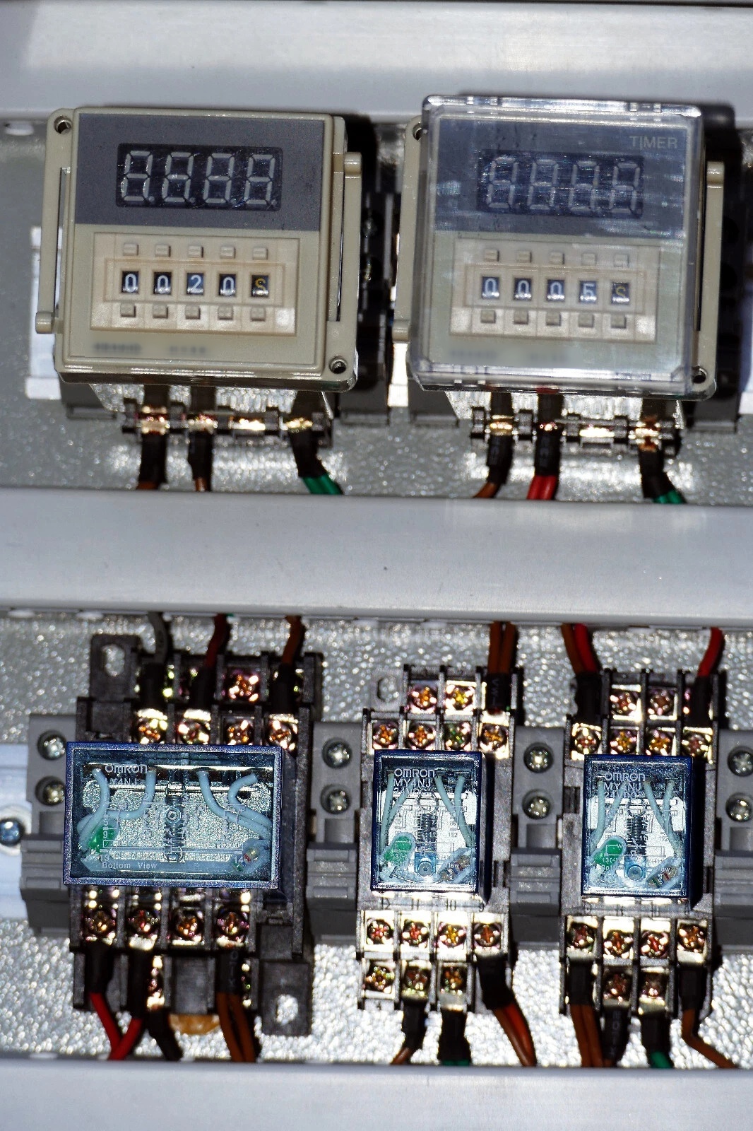 Photo Used OMRON Timer controller sequencers For Sale