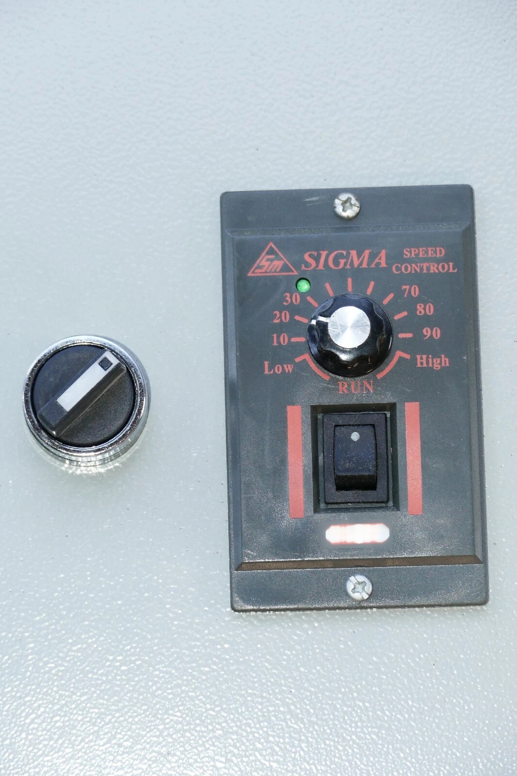 Photo Used OMRON Timer controller sequencers For Sale