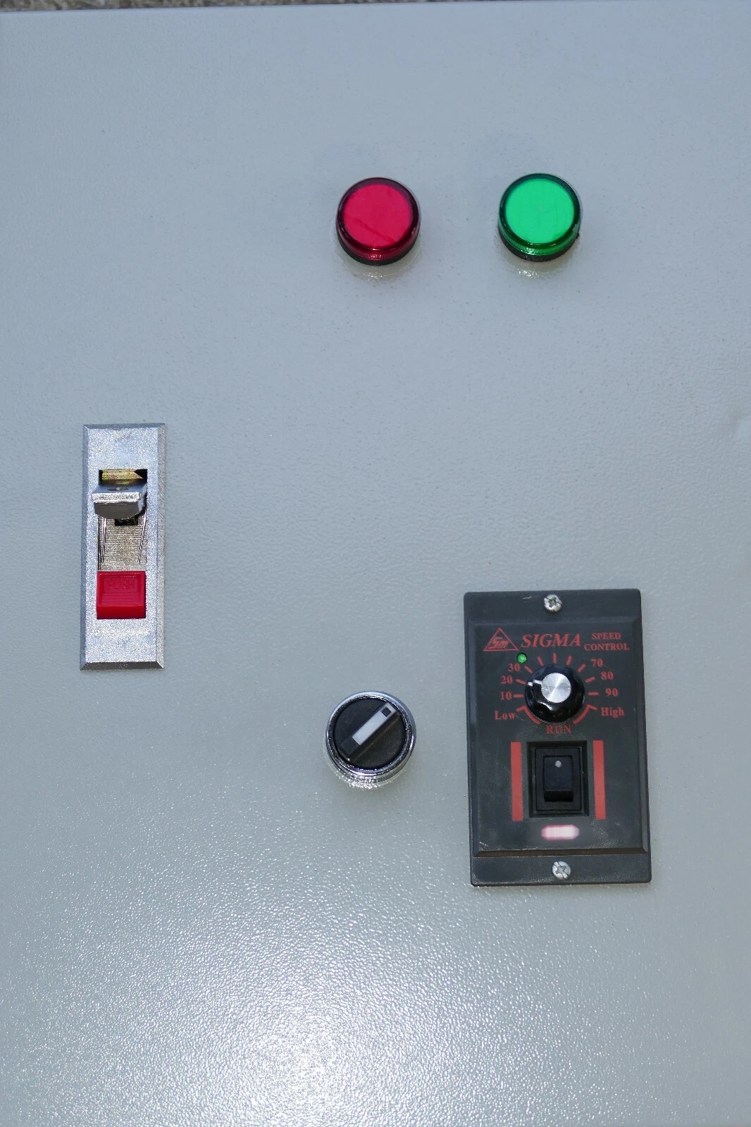Photo Used OMRON Timer controller sequencers For Sale